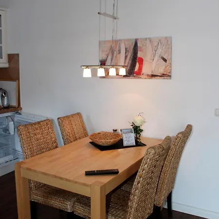 Apartment Am Hafen Im Eg *