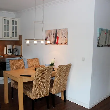 Apartment Am Hafen Im Eg *